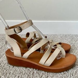 Lucky Brand Hoami Wedge Sandal in Tan Size 8.5 M